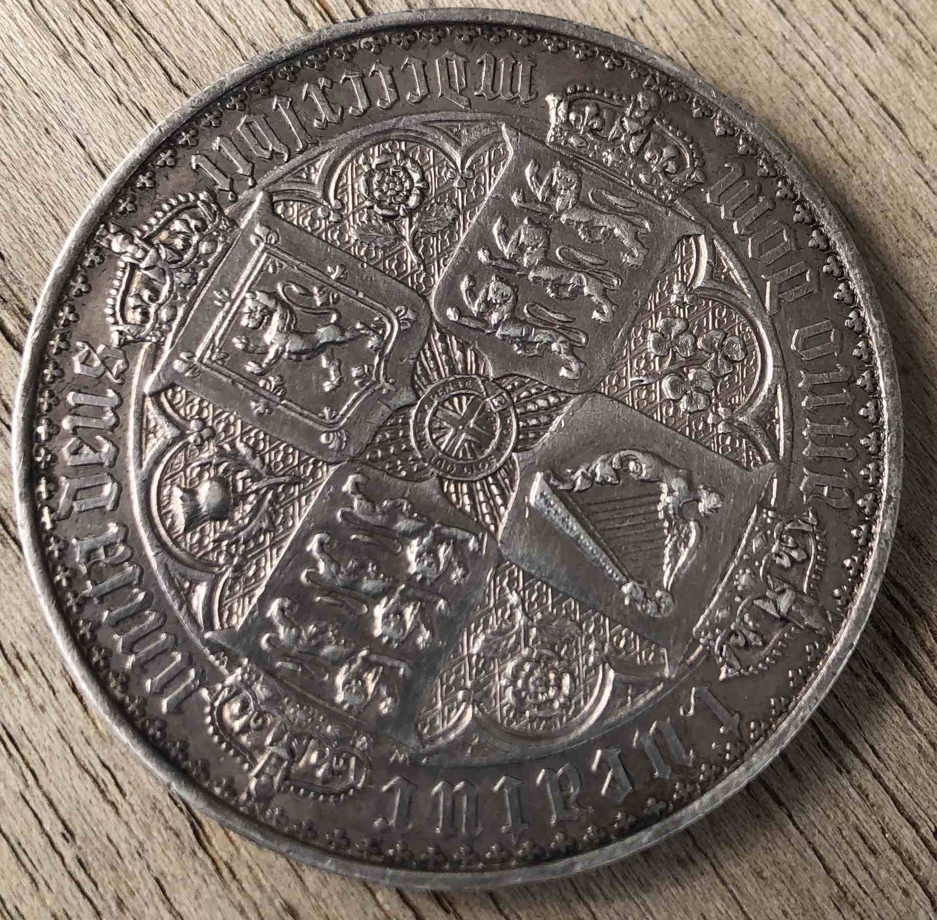 Gothic-Crown-1847-Queen-Victoria-Great-Britain