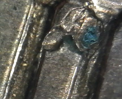 2006-LMC-Die-Chip,-Debris-Or-Zinc-Rot-Help-Please