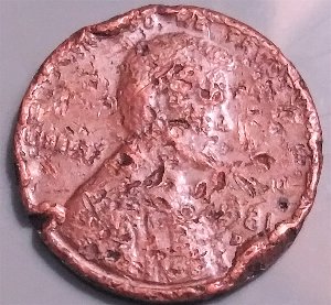 1981-Lincoln-Memorial-Cent,-Wondering-If-This-Happened-Before-Or-After-It-Was-Made.