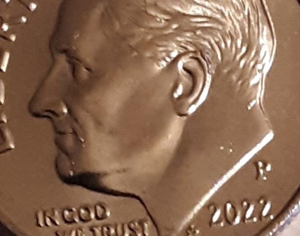 2022-P-Dime-With-Chip-On-Ear-And-Chin