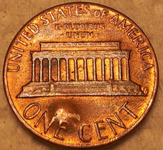 Werid-Hole-In-1976-Nickel
