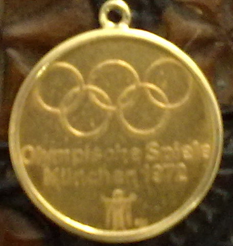 1972-Munchen-Olympics-Gold-Coin---Pls-Help