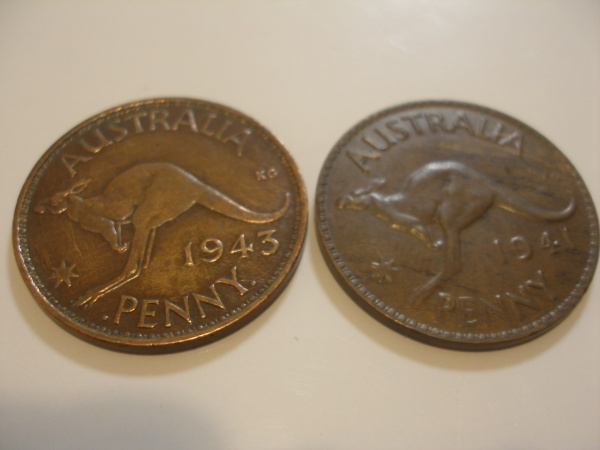 Are-Different-Sized-Roos-On-COA-Coins-Discussed-Somewhere?