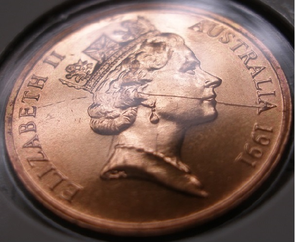 Error-Coin-In-Aust.-1991-Mint-Set-Please.