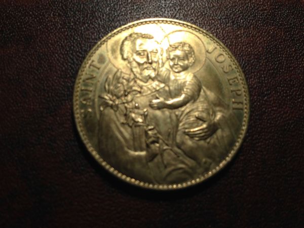Help-Identify-This-Medallion