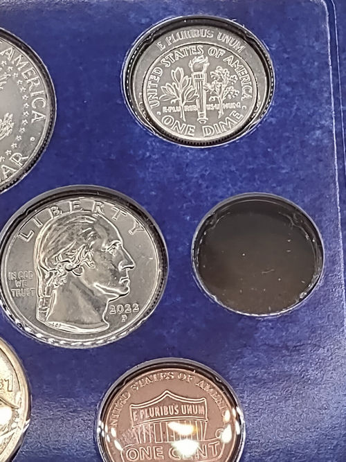 2022-Uncirculated-Mint-Set-Error