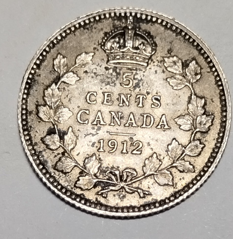 1912-Canadian-5-Cent-Coin-For-Grading