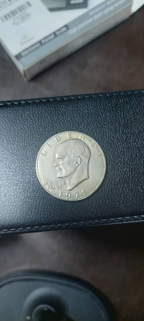 What's-That-Letter-'Z'-Doing-There-On-A-1971-S-Eisenhower-Silver-Dollar-Coin?