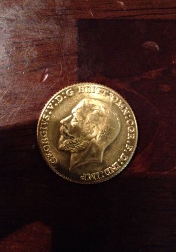 1915-King-George-V-Gold-Sovereign---Please-Help