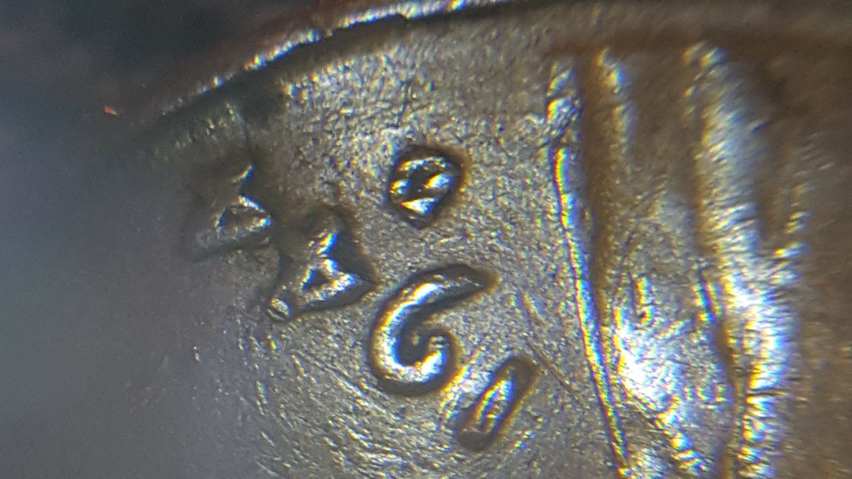 1944-D/S-Penny-It-Looks-Like-A-S-And-D-Are-Mangled-Together