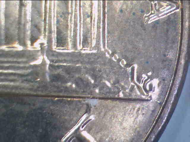 1985-P-Interesting-Find---4-Die-Crack-Reverse