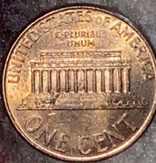 1999-Lincoln-Penny.what-Is-Going-On-With-This-Penny?