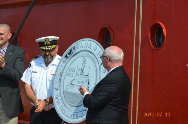2012-Silver-Coast-Guard-$20-Unveiled
