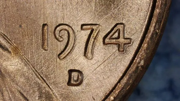 1974-Lincoln-Cents-Large-Date/Small-Date-Comparisons