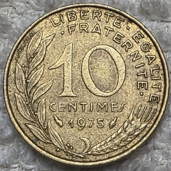 Show-Your-Coins-With-Fruit.