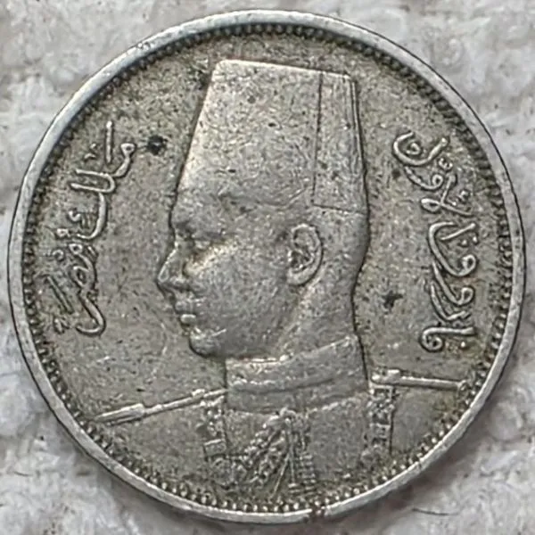 Post-Your-Coins-With-Hats