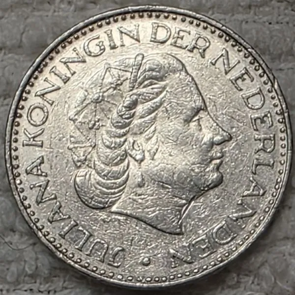 Post-Your-Coins-With-Coats-Of-Arms,-Shields,-Crests,-Crowns,--Etc.