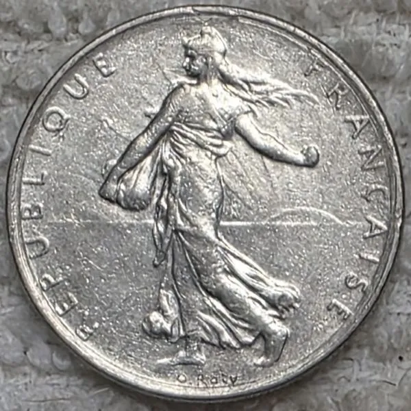 Post-Your-Coins-With-Coats-Of-Arms,-Shields,-Crests,-Crowns,--Etc.