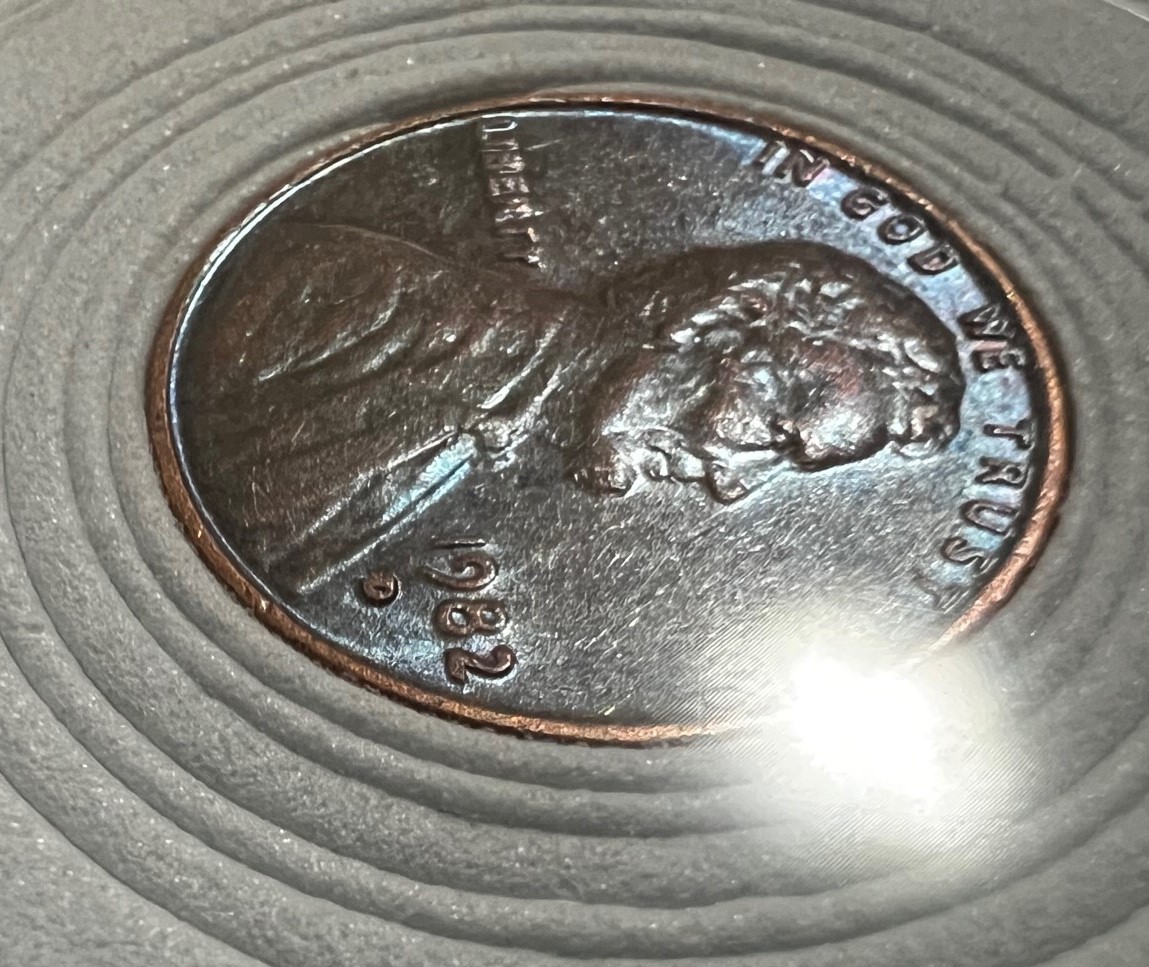 1982-Lincoln-Copper-Penny-.-I-Pinched-Myself-But-Still-Not-Sure!-It-Looks-Too-Good-To-Be-True-: