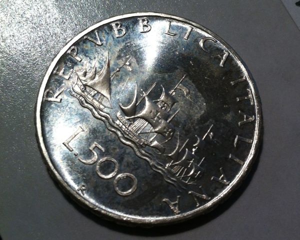Sticky-Italy-500-Lire,-1970