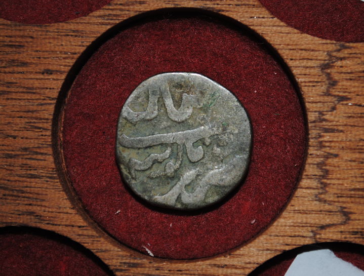 Indian-Coins-That-Need-Identifying-Id:-Admixture-Of-Mughal,-Delhi-Sultanate-And-Princely-States