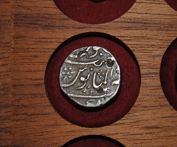 Indian-Coins-That-Need-Identifying-Id:-Admixture-Of-Mughal,-Delhi-Sultanate-And-Princely-States