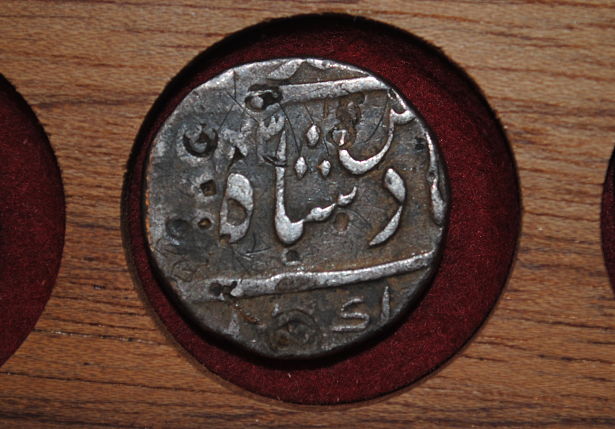 Indian-Coins-That-Need-Identifying-Id:-Admixture-Of-Mughal,-Delhi-Sultanate-And-Princely-States