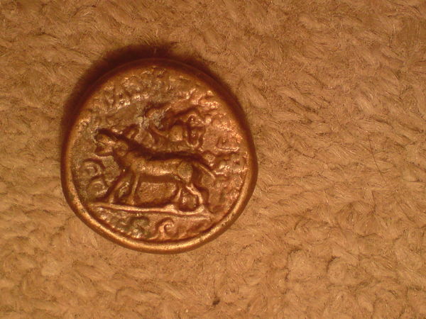 Does-Anyone-Recognize-This-Coin