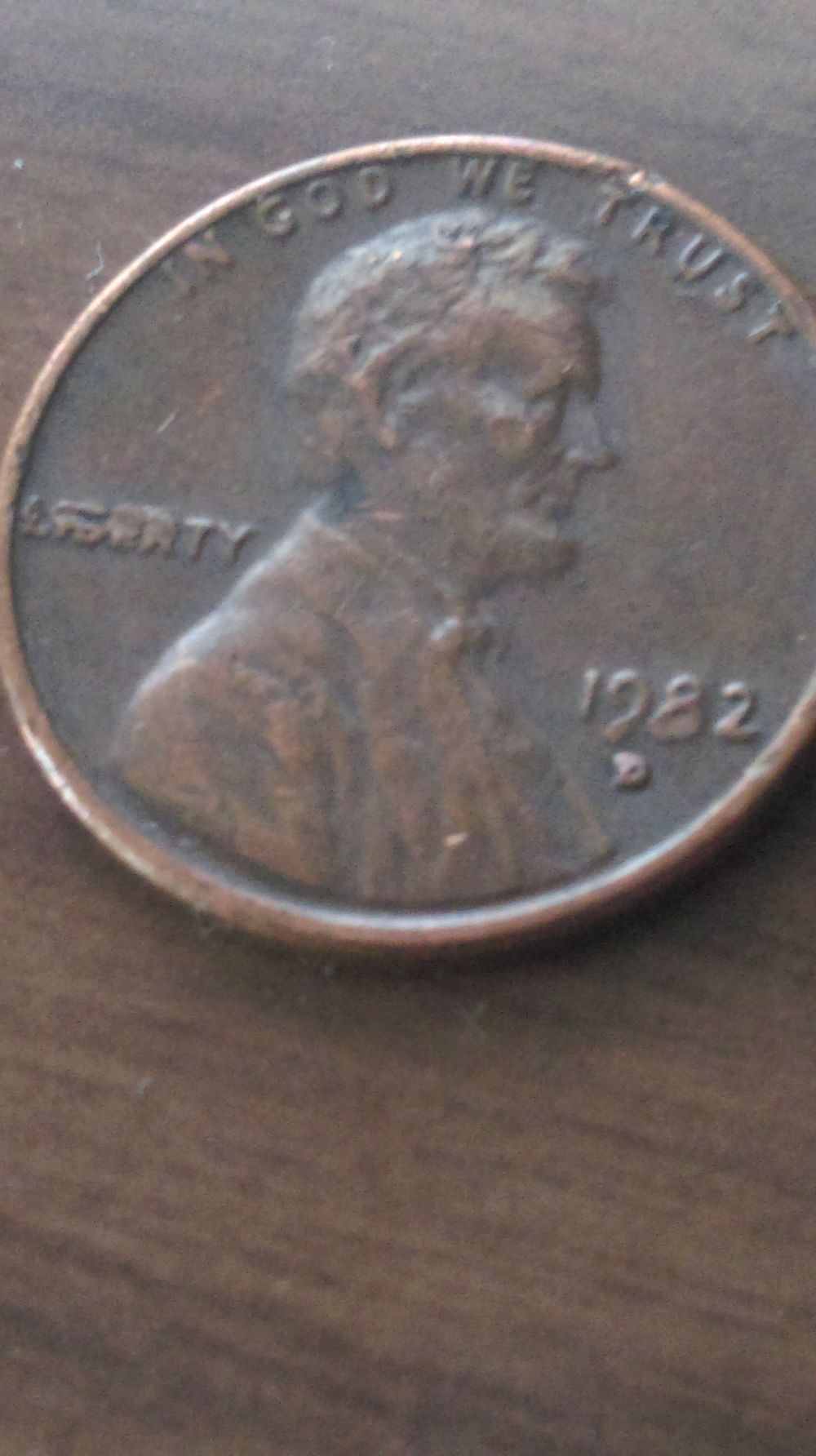 Need-Help-With-1982-D-Penny-Is-It-A-Legit-Error?-Notice-Liberty-An-The-8