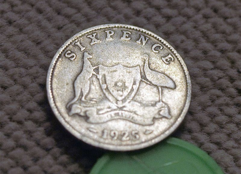 1925-Sixpence-No-Star