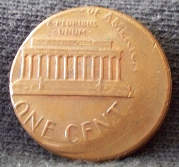 1985-Cent-Off-Center.