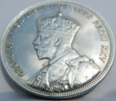 Please-Help-Grade-A-1935-Canadian-Silver-Dollar?