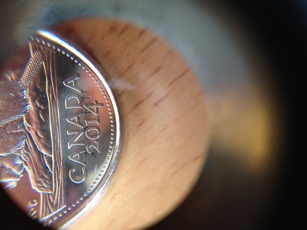 Is-This-Clip-Or-Broken-Die?-2015-5-Cents-Canada