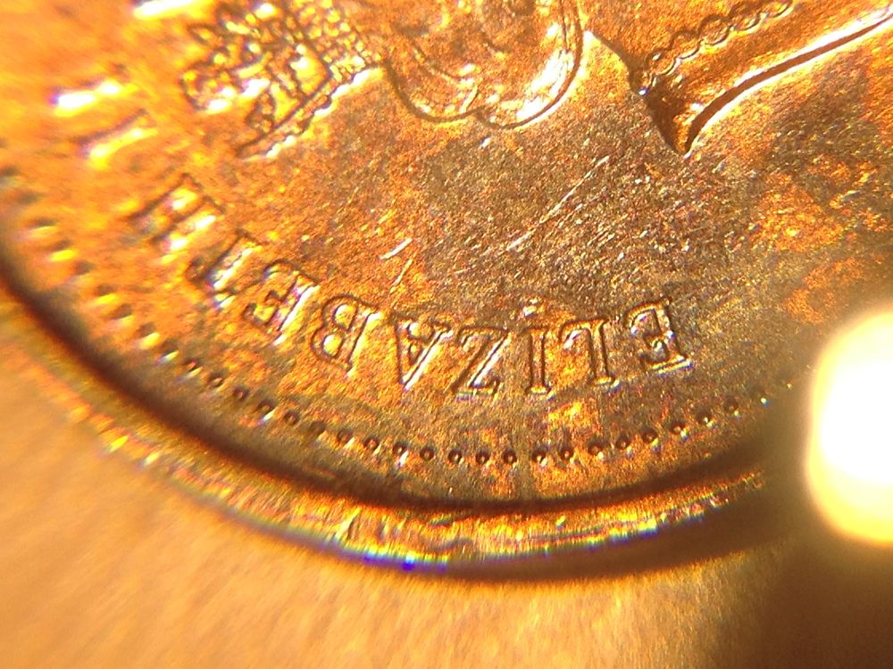 2000-1-Cent-Queen-Spit-Bead-:-Die-Clash--Dot?