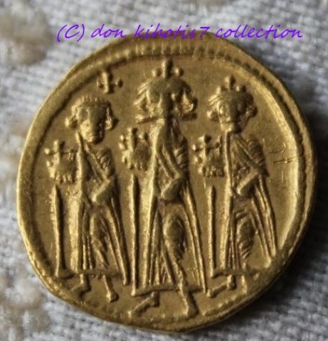 Gold-Byzantine-Coin---Emperor-Heraclius