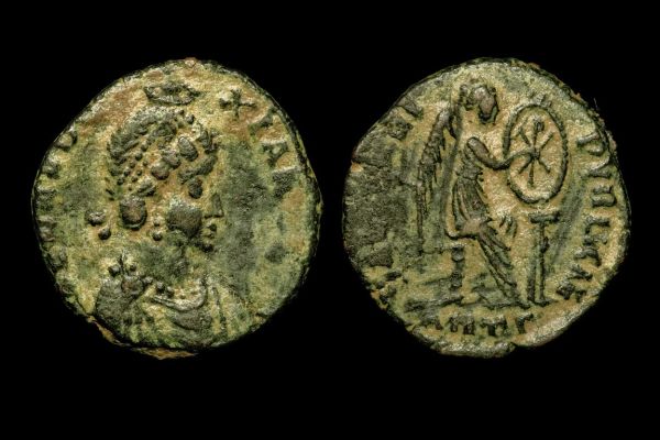 Challenge:-ID-Late-Roman-With-A-Female-?-Head