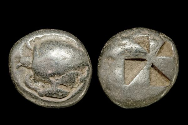 Crack-And-Cud-On-Ancient-Coin