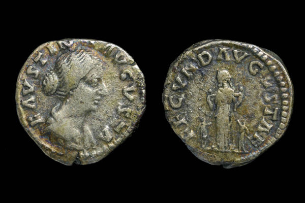 Faustina-II---Salus