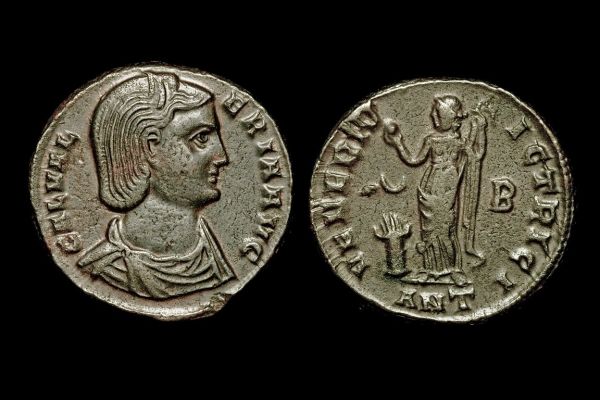 Smackdown-#4---Ladies-Of-The-Ancient-World!!