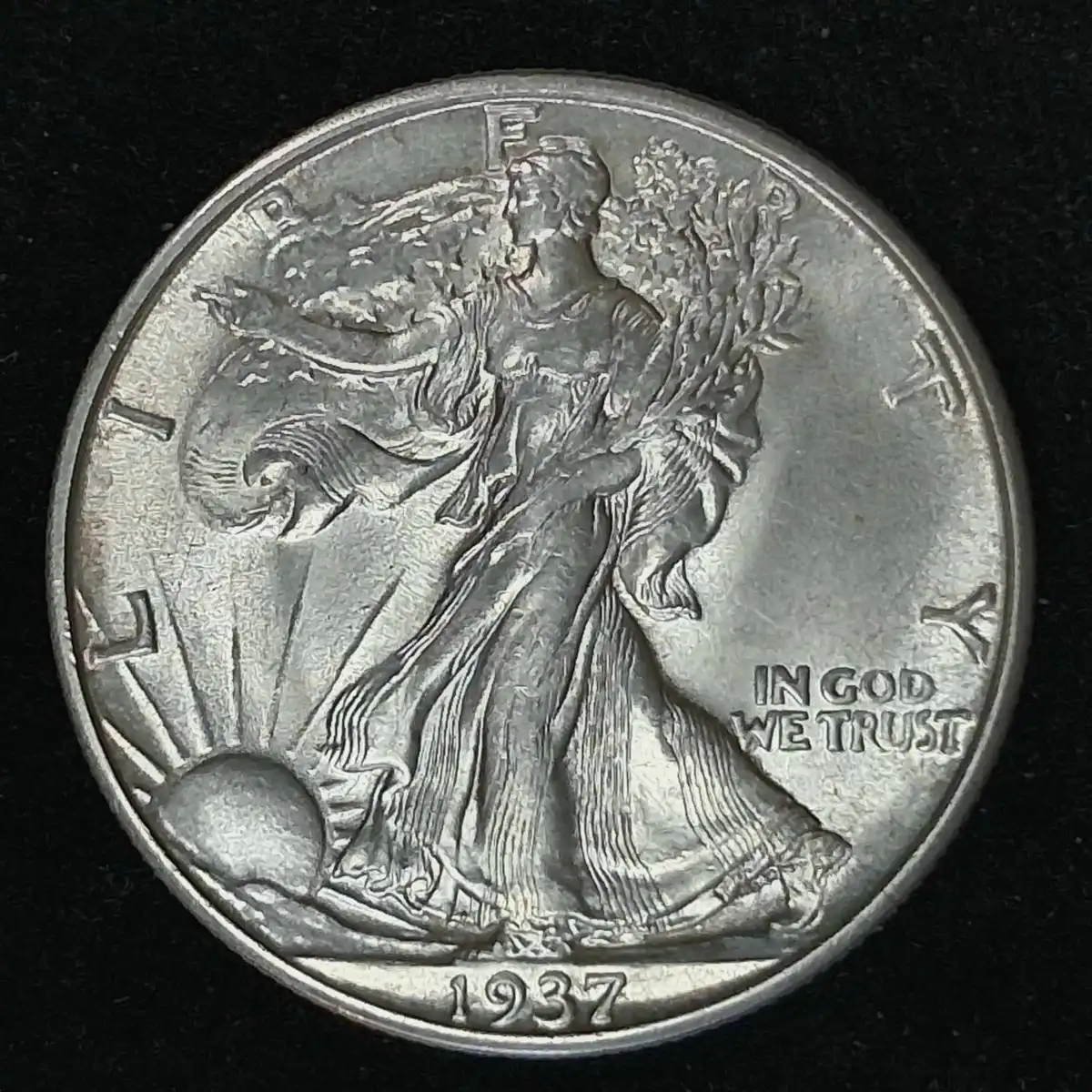 1937-D-Walking-Liberty-Half-Dollar.--Set-Upgrade.