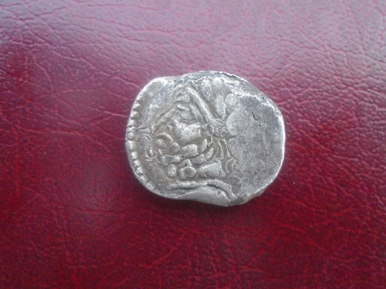 Please-Help-Me-To-Identify-2-Ancient-Coins