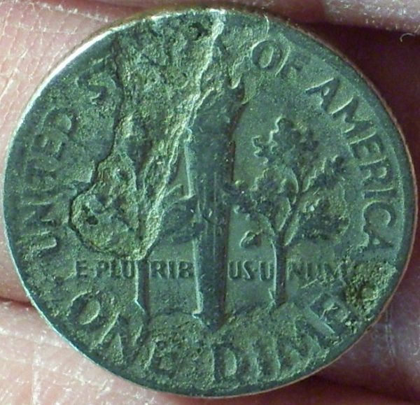 1975-Roos-Dime-Defective-Planchet-Or-Lamination-Peel?