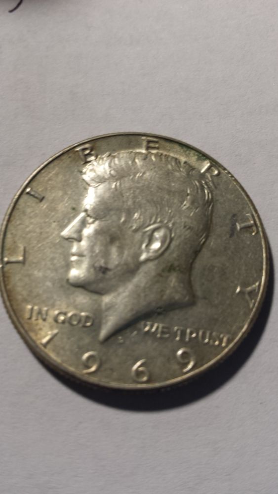 1969-D-Solid-Silver-Kennedy-Half-Dollar