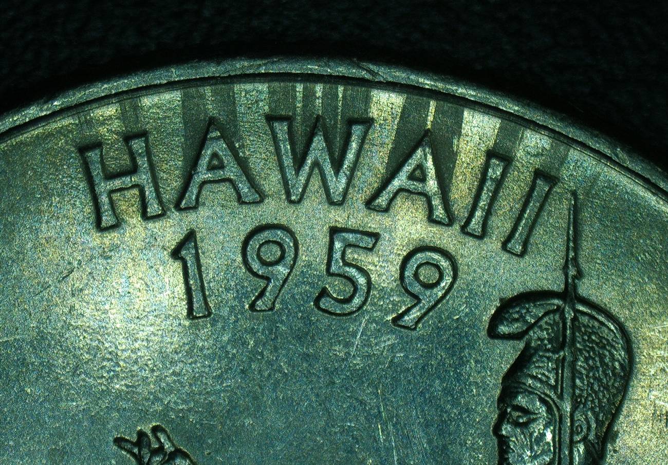 2008-Hawaii-Quarter-With-Lettering-Shadows