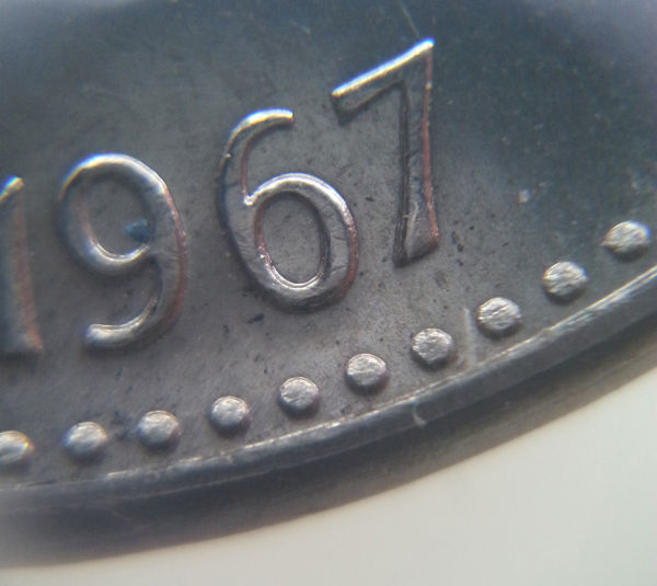 New-Way-To-Take-Close-Up-Coin-Photos