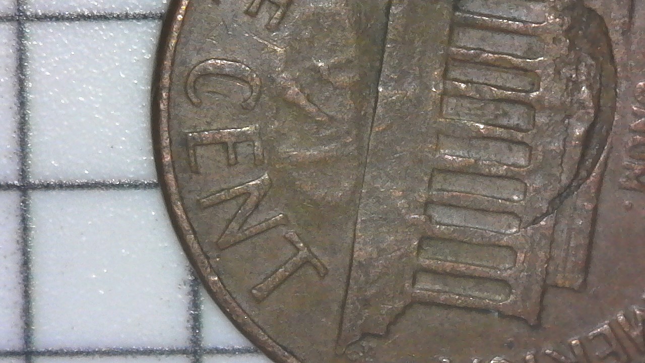 1976-D-Lincoln-Memorial-Cent-Damage?