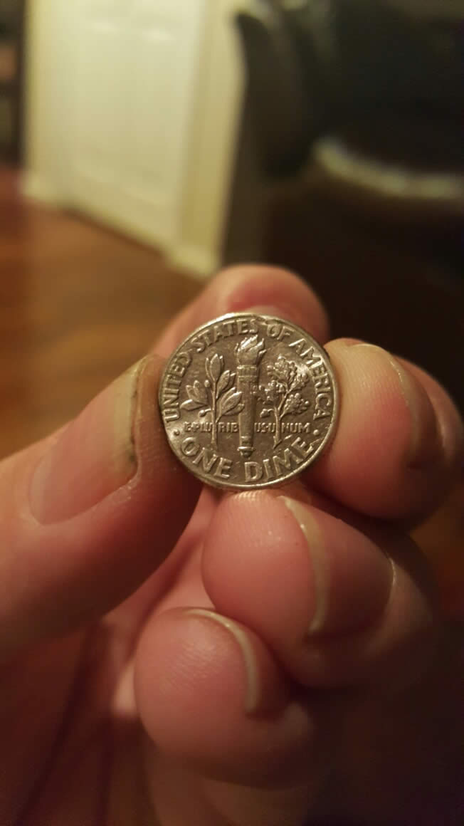 2000-D-Dime-W/-I-Guess-An-Unretained-Cud.