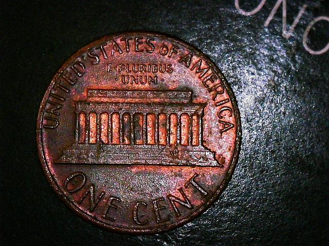 Found-A-1982-P-Button-Eye-Penny