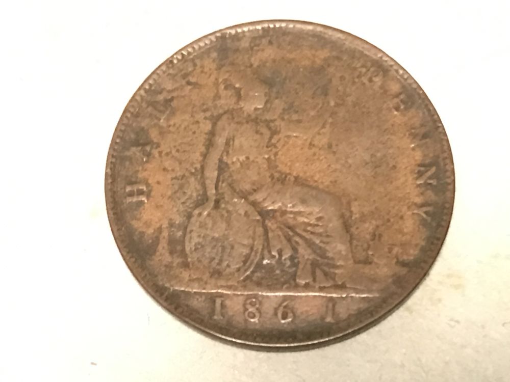 1861-Half-Penny-Spacing-Question