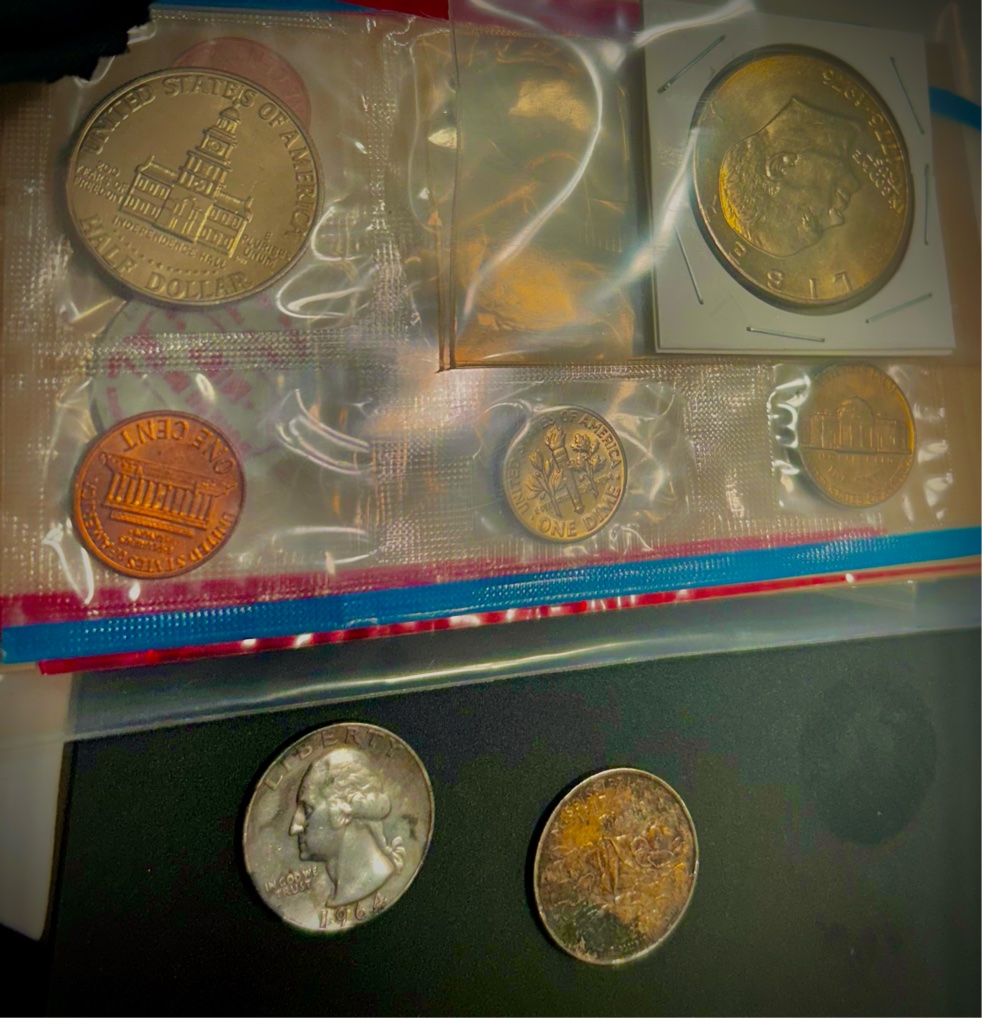 2000-State-Quarter-Virginia.-Is-This-Possible-Gold-Plating?